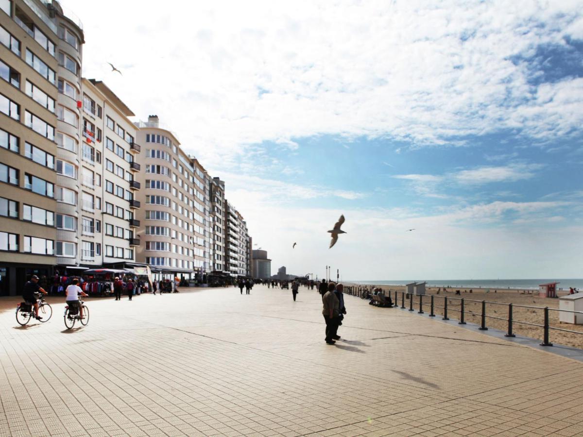 Lovely Apartment Near The Sea Bredene Exterior photo
